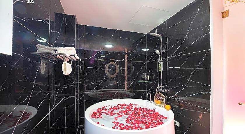 King's Hotel Nguyen Thi Dinh – Hanoi