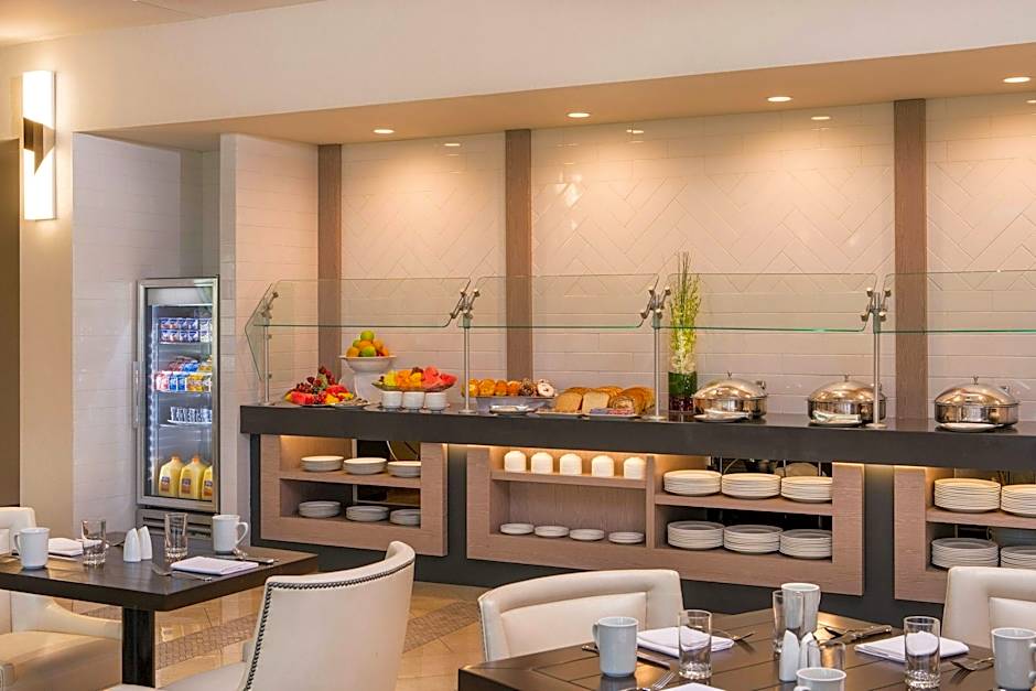 Sheraton Suites Chicago Elk Grove