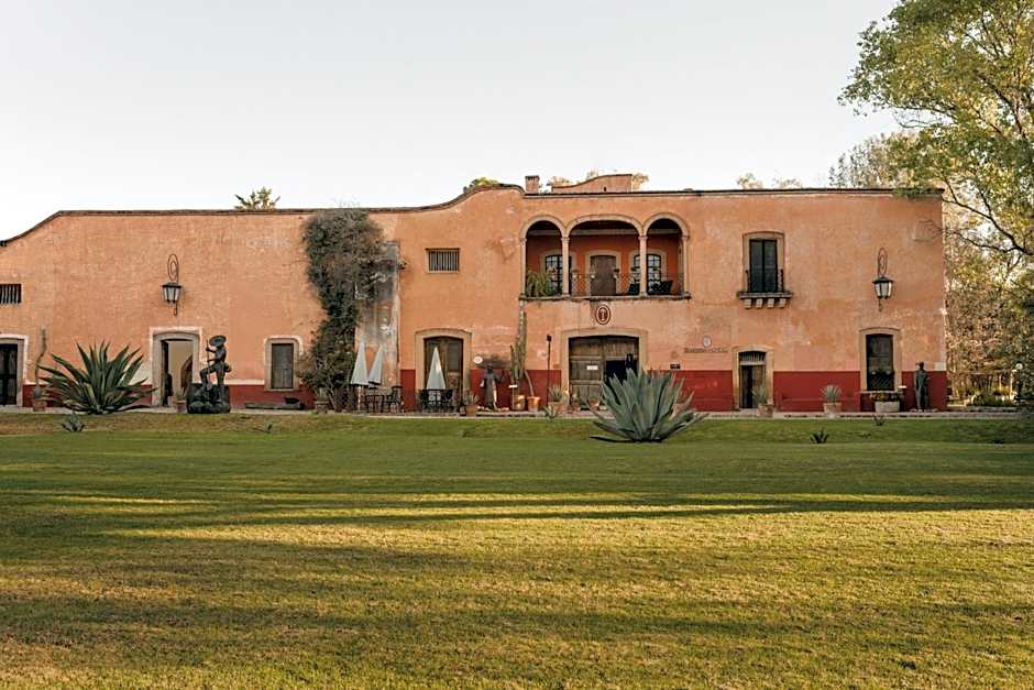 Hacienda Sepulveda Hotel & Spa