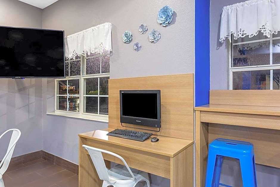 Microtel Inn & Suites By Wyndham Matthews/Charlotte