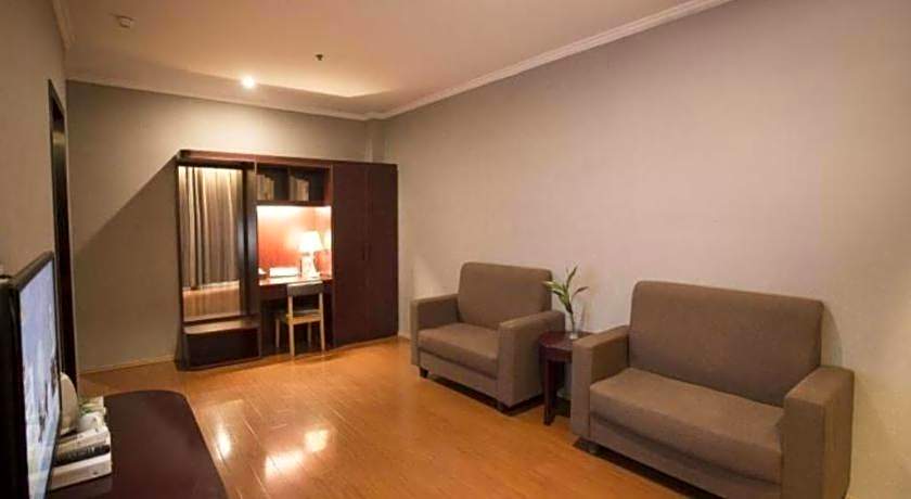 Greentree Inn Anhui Fuyang Funan East Huaihe Road Express Hotel