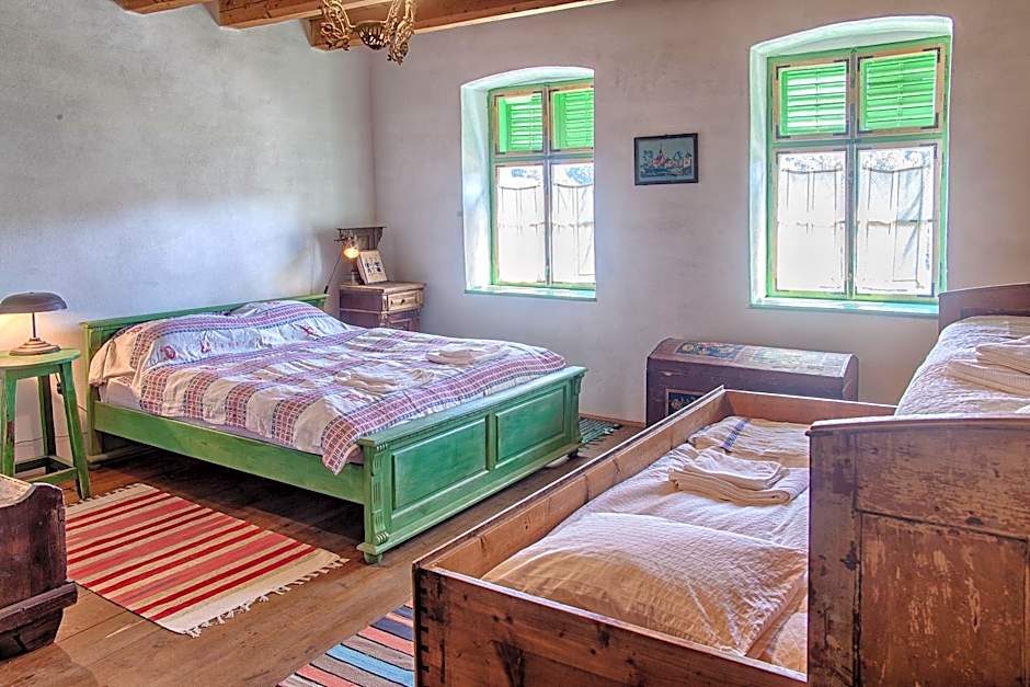 Viscri 32 - White Barn and Blue House