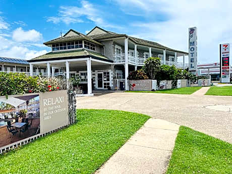 Colonial Rose Motel