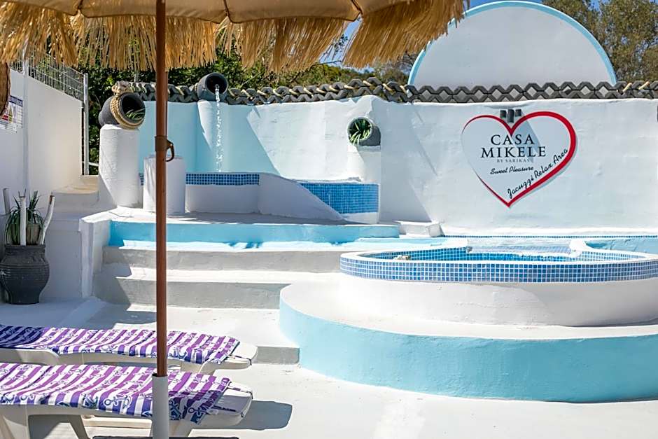 CASA MIKELE by Sarikas - SEA SIDE SUITES and STUDIOS -adults only