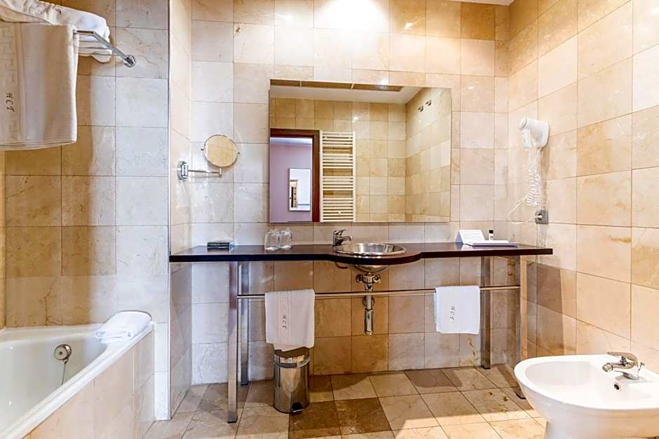 Hospedium Hotel Casino Del Tormes