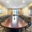 Comfort Suites Lake Geneva East