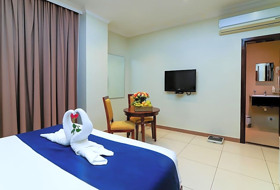 Tanzanite Executive Suites