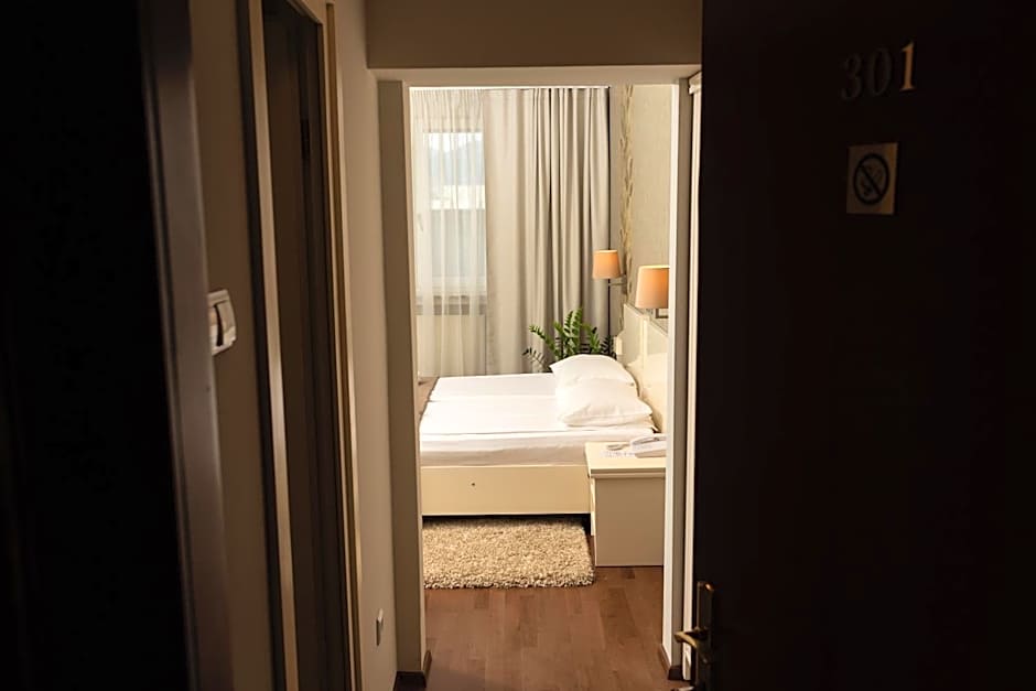 Hotel Fenyõ Conference & Spa