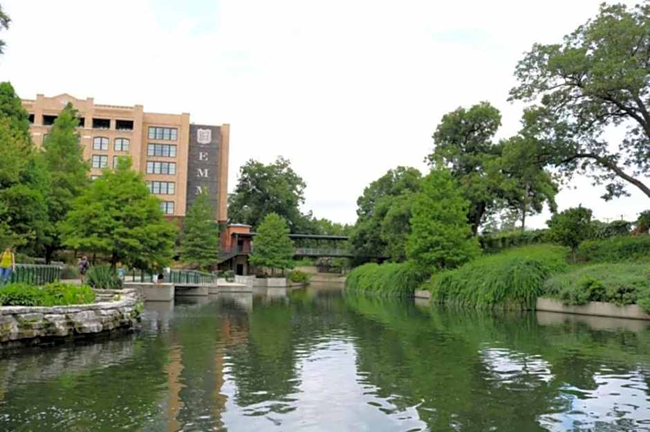 Prosperity Place Remodeled 3br 2ba Near Downtown