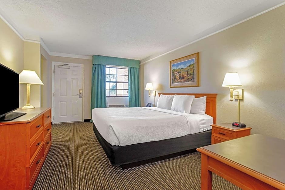La Quinta Inn by Wyndham Tampa Bay Pinellas Park Clearwater