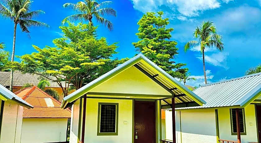 Lanta L.D. Beach Bungalows