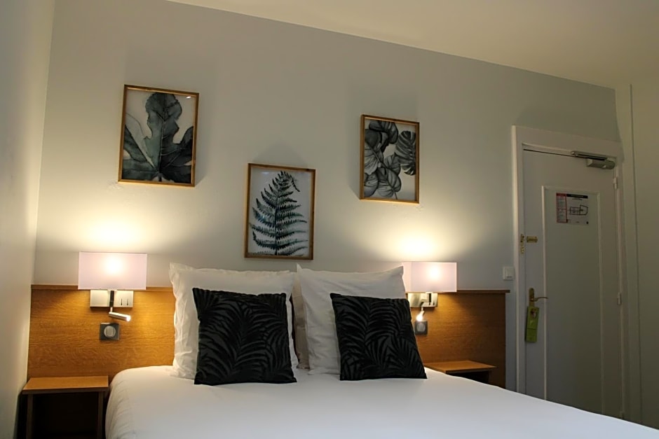 Logis Hotel De Paris