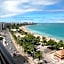 NA BEIRA MAR DE PAJUCARA - EDIFICO NEO 2- APARTAMENTO COM 02 QUARTOS - POSSUI VARANDA- VISTA LATERAL DO MAR- AVENIDA DOUTOR ANTONIO GOUVEIA 1081- CONSUMO ELETRICO É PAGO No CKECK-OUT 1KWH É 1,35 REIAS -TEM TELA DE PROTEÇÃO-
