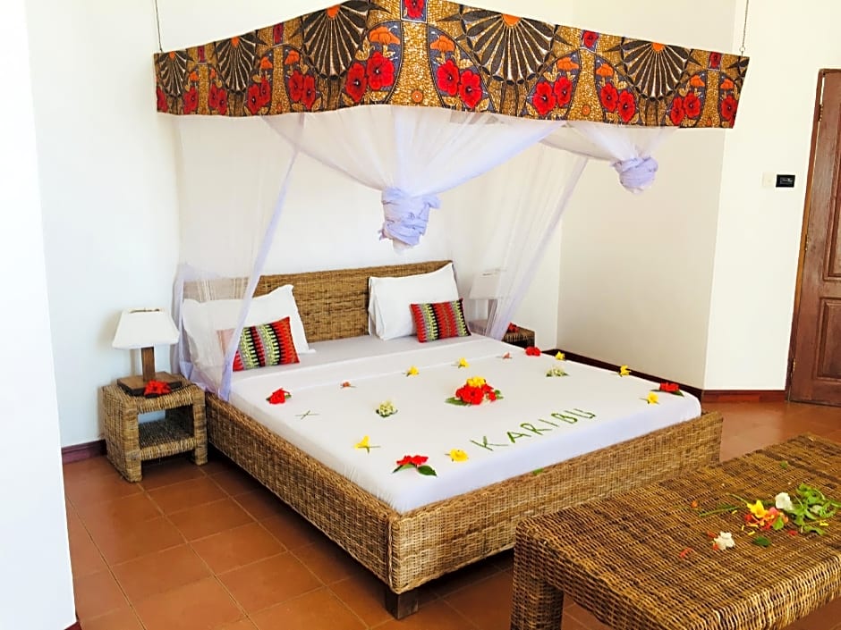 Albatross Ocean View Hotel