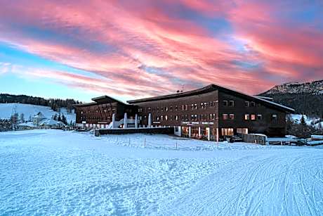Monte Pana Dolomites Hotel
