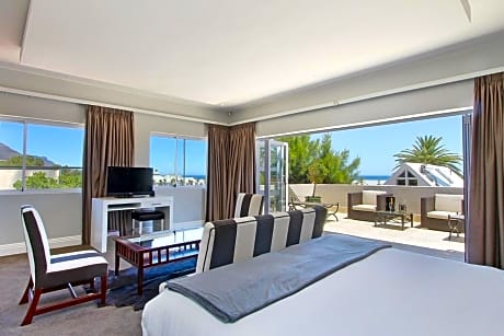 Suite, Sea View