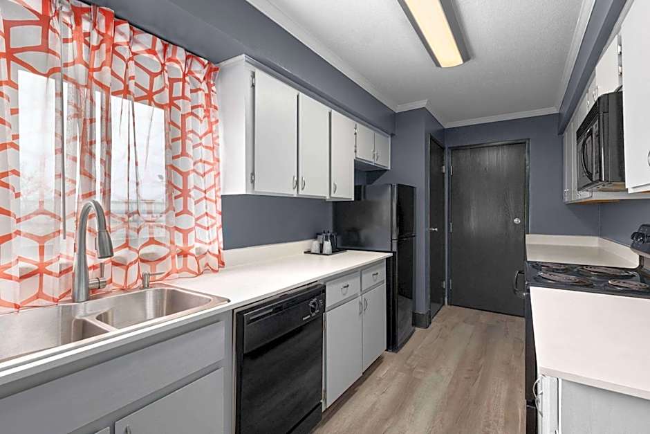 La Quinta Inn & Suites by Wyndham Goodlettsville