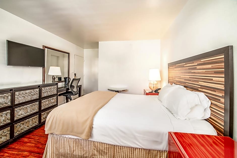 Hollywood Downtowner Inn