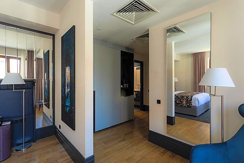 Puris Moedani Boutique Hotel