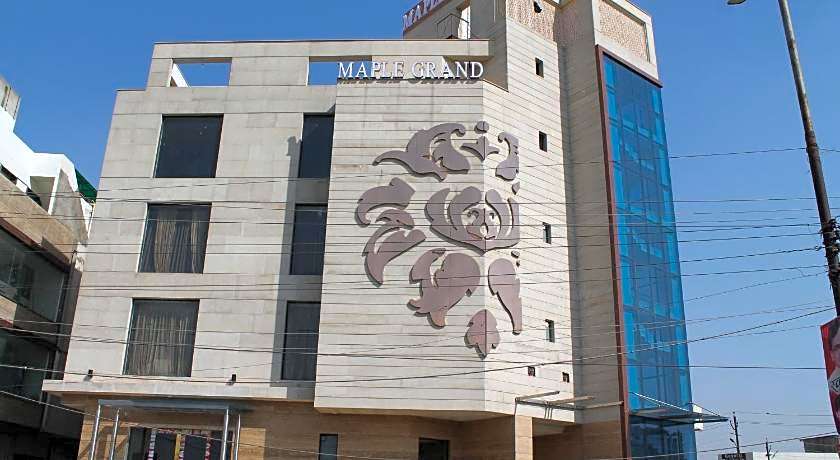 Hotel Maple Grand