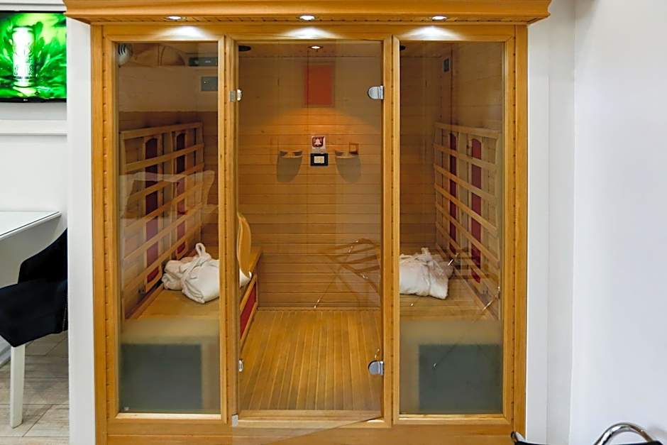 Escape Luxury Suite - CA Domus Collection