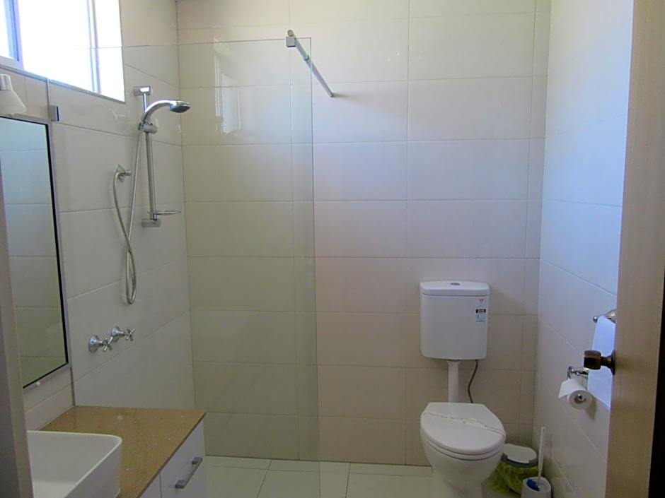 Acacia Rose Motor Inn