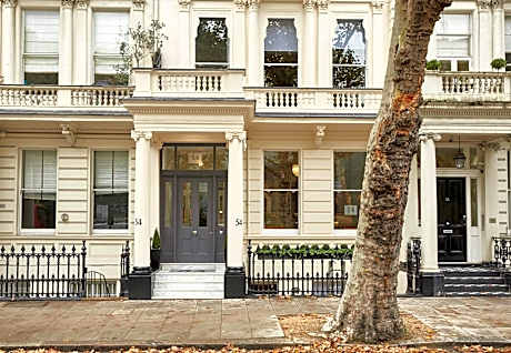 54 Queen's Gate Hotel