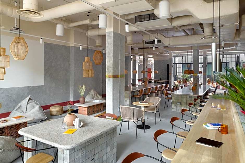 Bermonds Locke, Tower Bridge