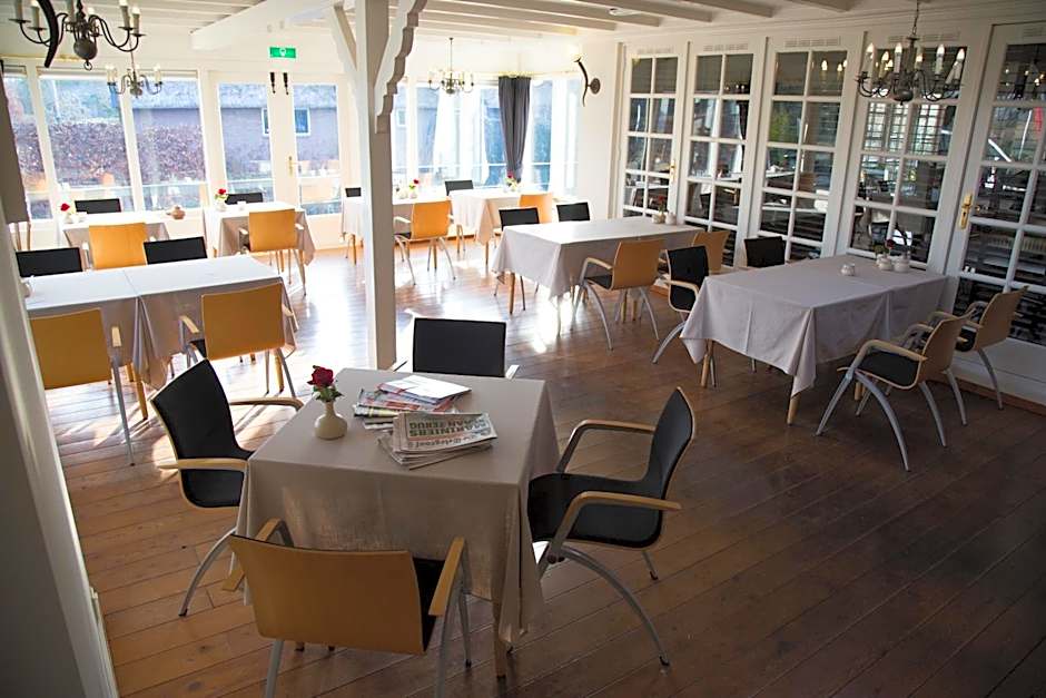 De Dames Van De Jonge Hotel Restaurant