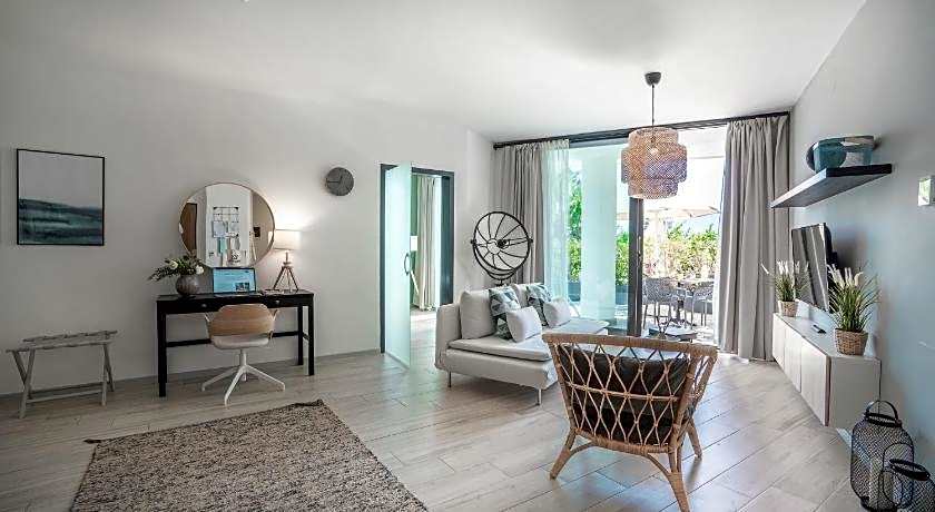 Payava Hotel by True Blue