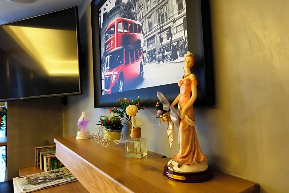 Cozy At 9 Hotel And Kitchen