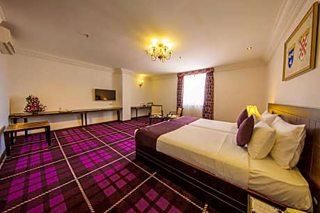 Premium Room with City View