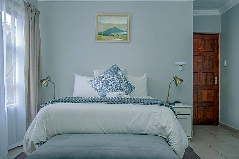 Woodpecker's Inn Guest House