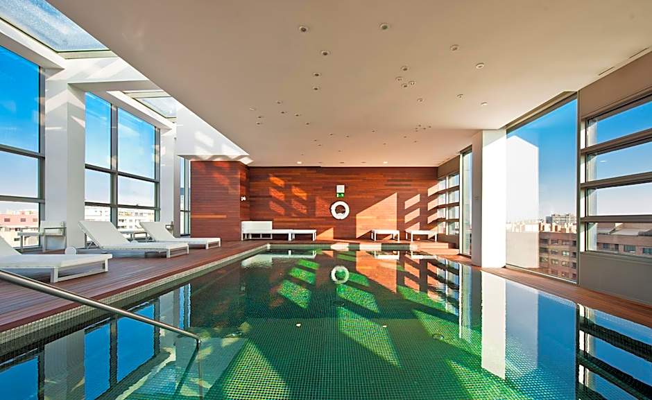 Hotel Reina Petronila