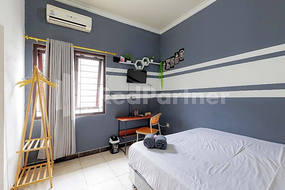 Karawaci Taman Permata Tiga Mitra RedDoorz