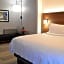 Holiday Inn Express Hotel & Suites Batesville