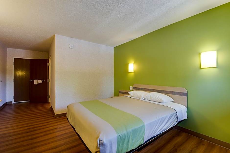 Motel 6-Statesville, NC