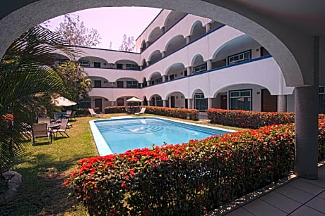 Hotel Arcos Aeropuerto