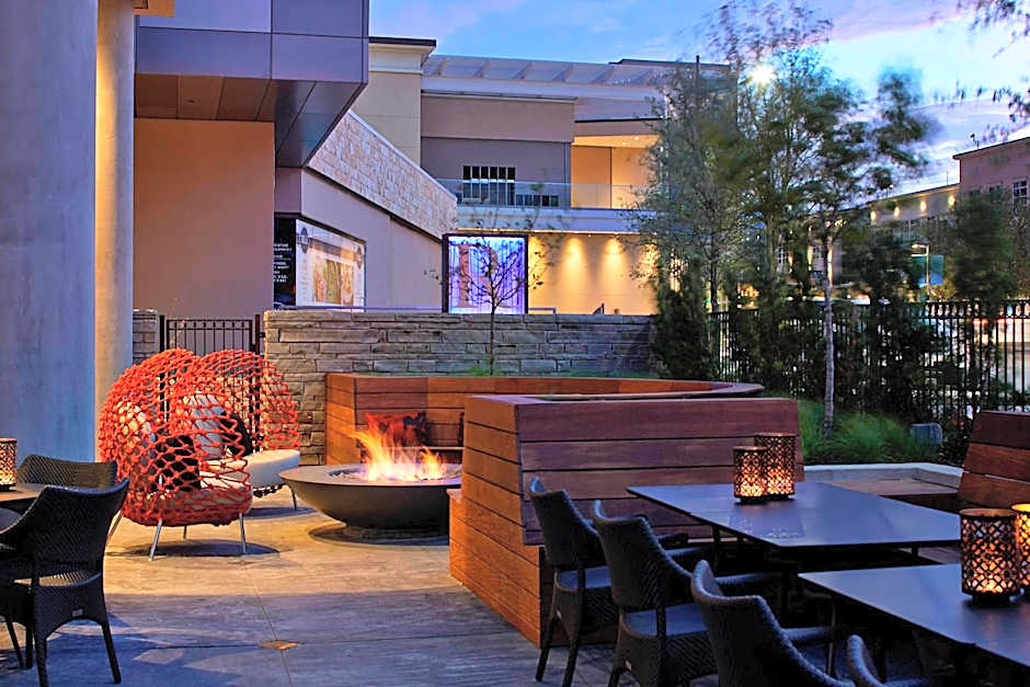 Renaissance by Marriott Dallas at Plano Legacy West Hotel