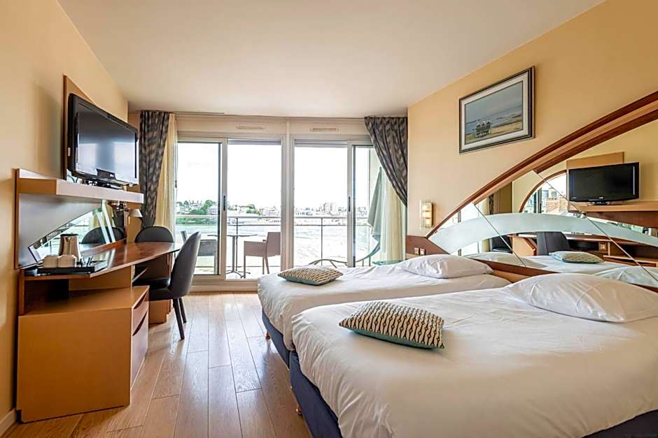 Le Crystal Dinard Plage