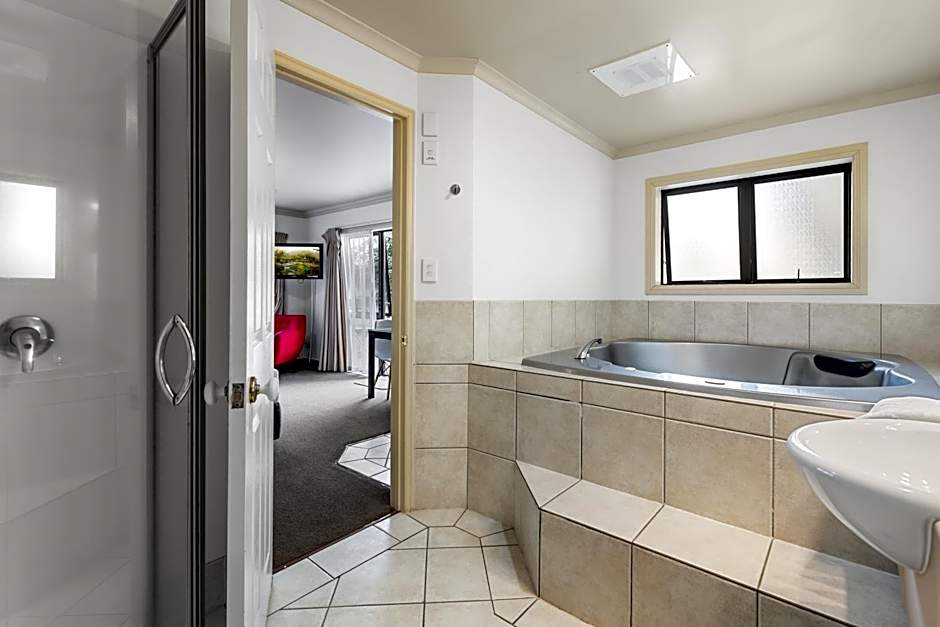 Tuscany Villas Whakatane