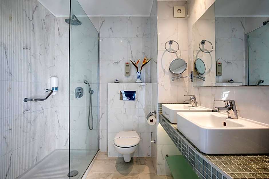 Kolymbia Bay Art Boutique Hotel - Adults Only