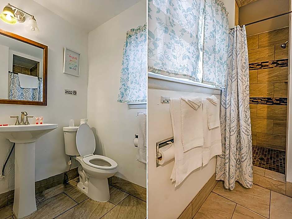 Royal Gateway Motel by OYO