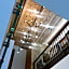 Hotel alle Rose Family inspired garden and SPA