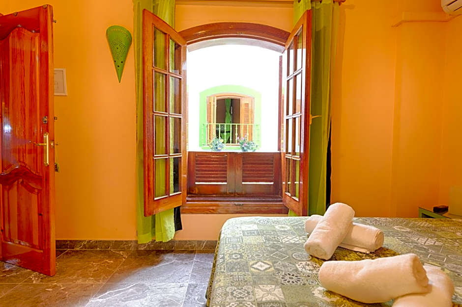 Charming Nerja Hostel