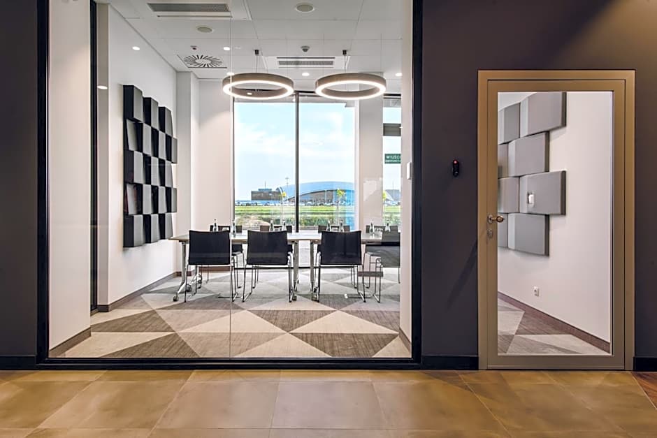 Holiday Inn Express Rzeszow Airport By IHG