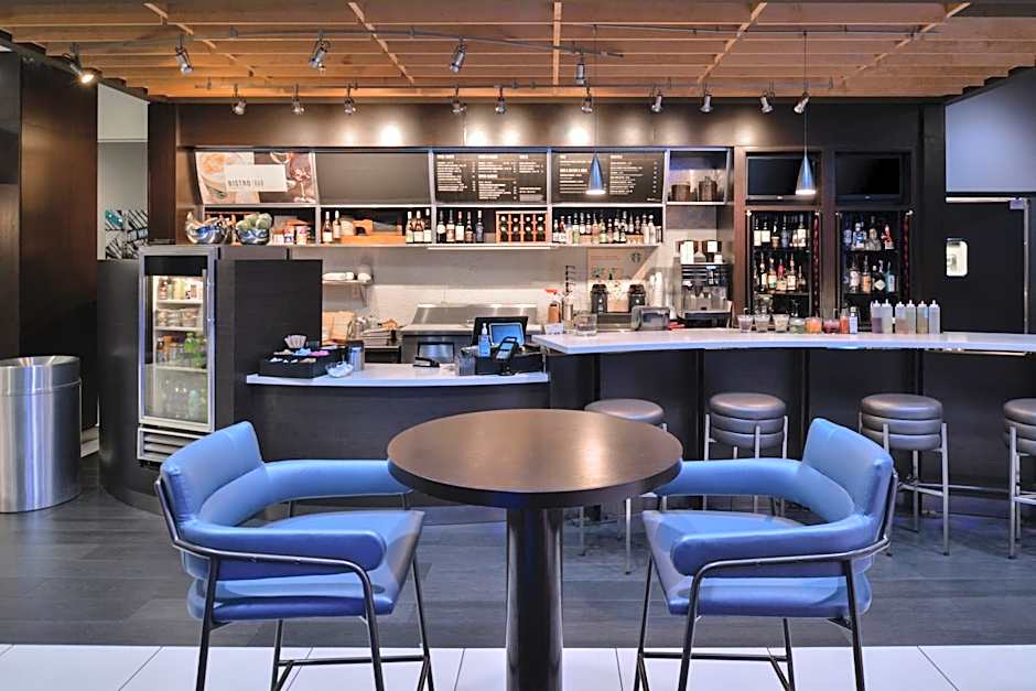 Courtyard by Marriott Wilmington Downtown/Historic District