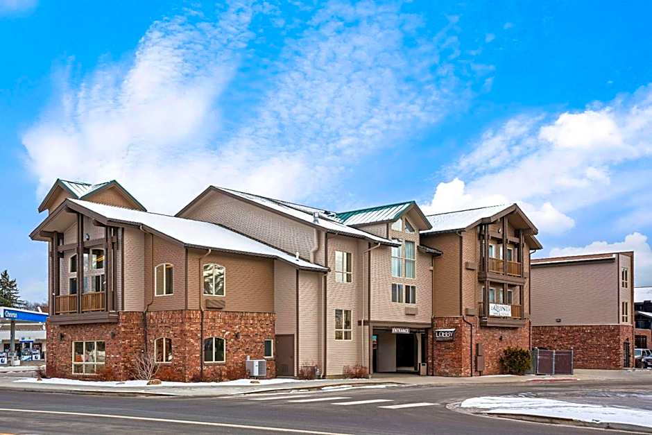 Sandpoint Hotel & Suites Downtown