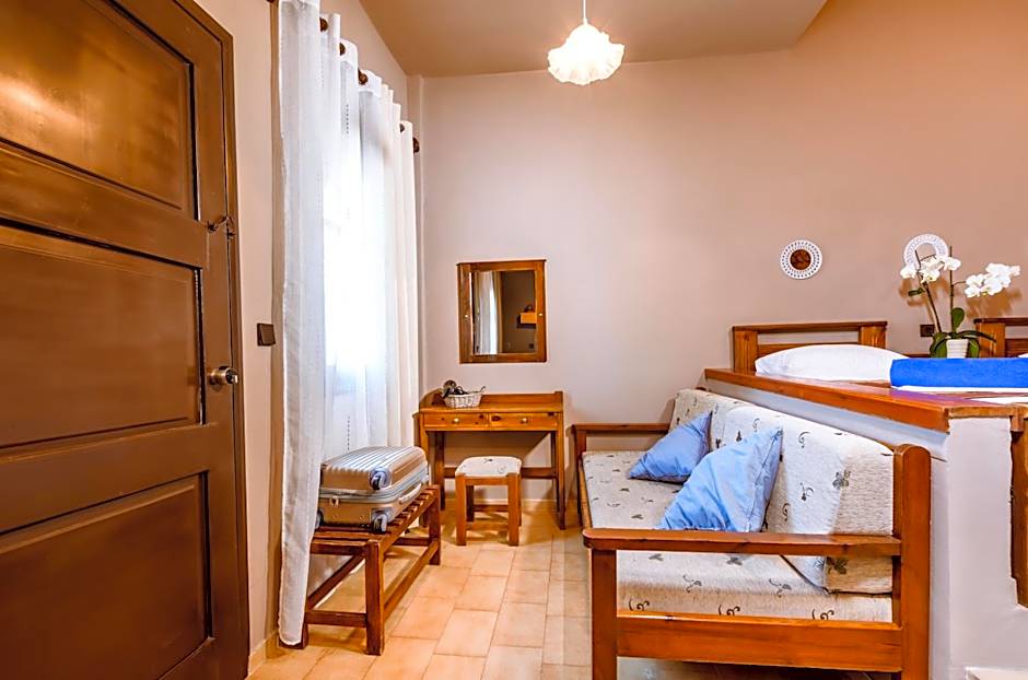 Gregory Village Sea View