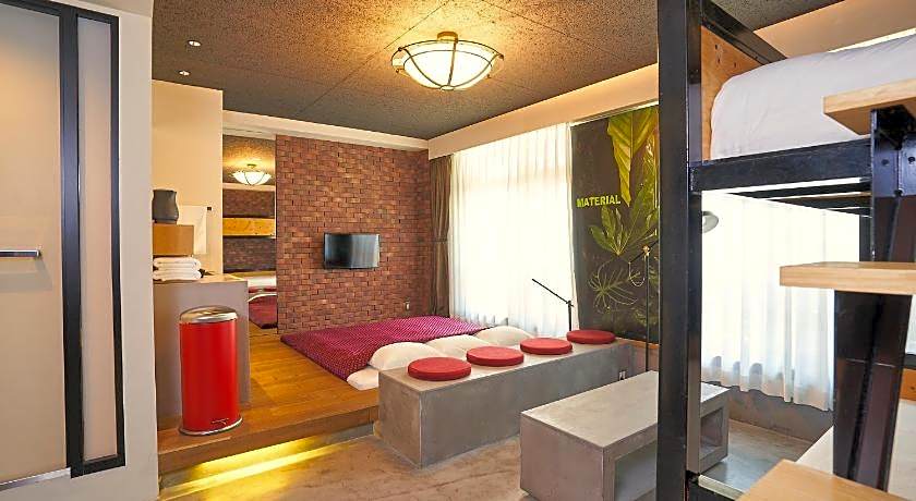 Hotel MATERIAL